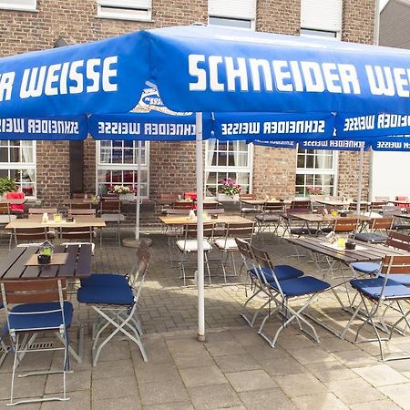 Hotel Schugt Brauweiler Bagian luar foto