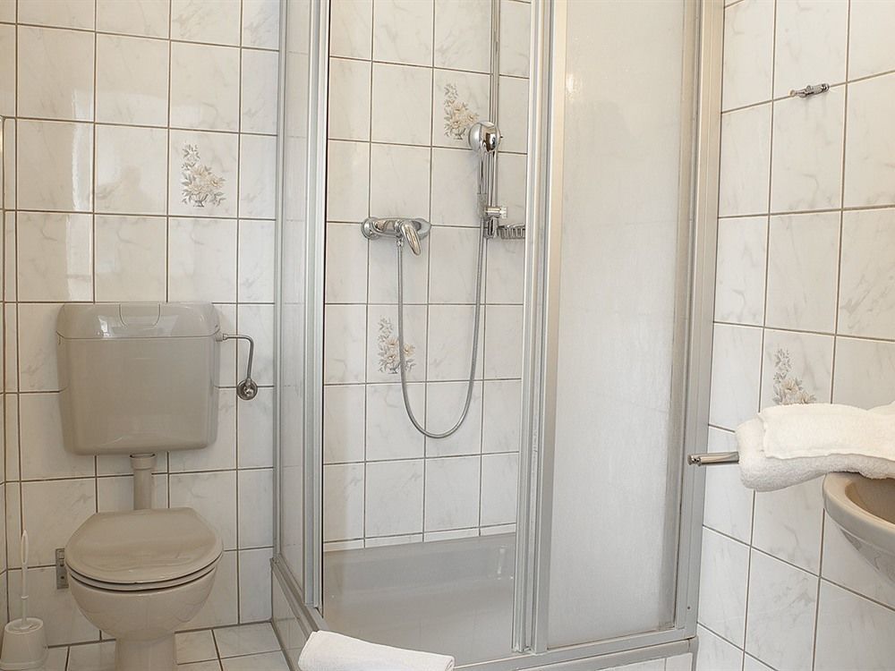 Hotel Schugt Brauweiler Bagian luar foto