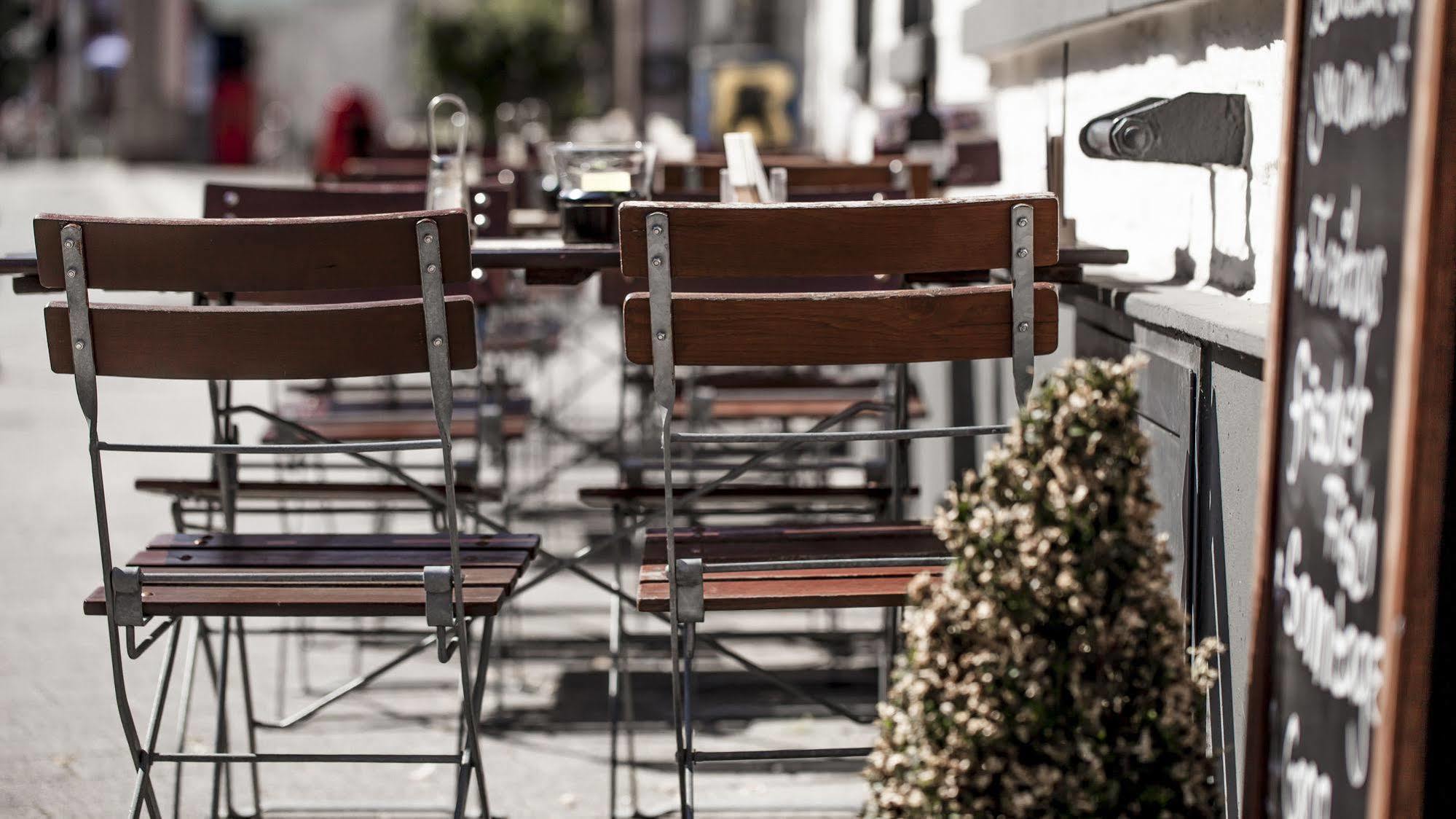 Hotel Schugt Brauweiler Bagian luar foto